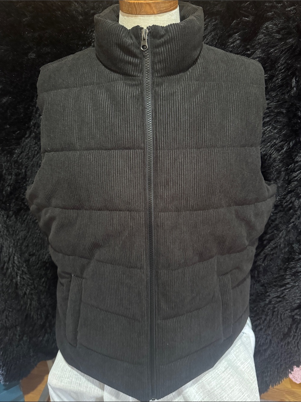 Quilted Corduroy Puffer Vest in Black